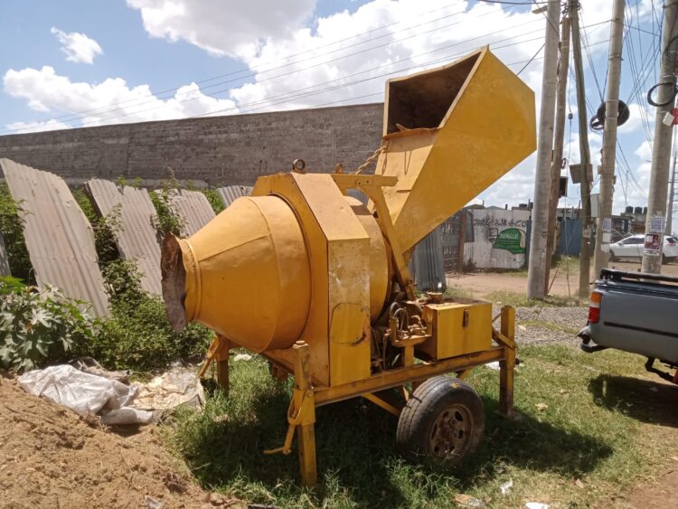 Hydraulic Hopper Concrete Mixture Machine