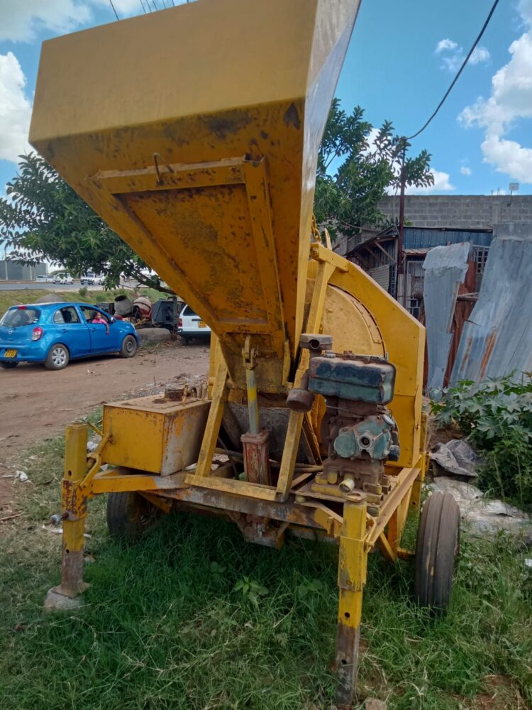 Hydraulic Hopper Concrete Mixture Machine - Image 2